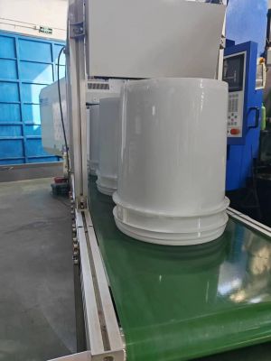 傳送帶＋去靜電裝置